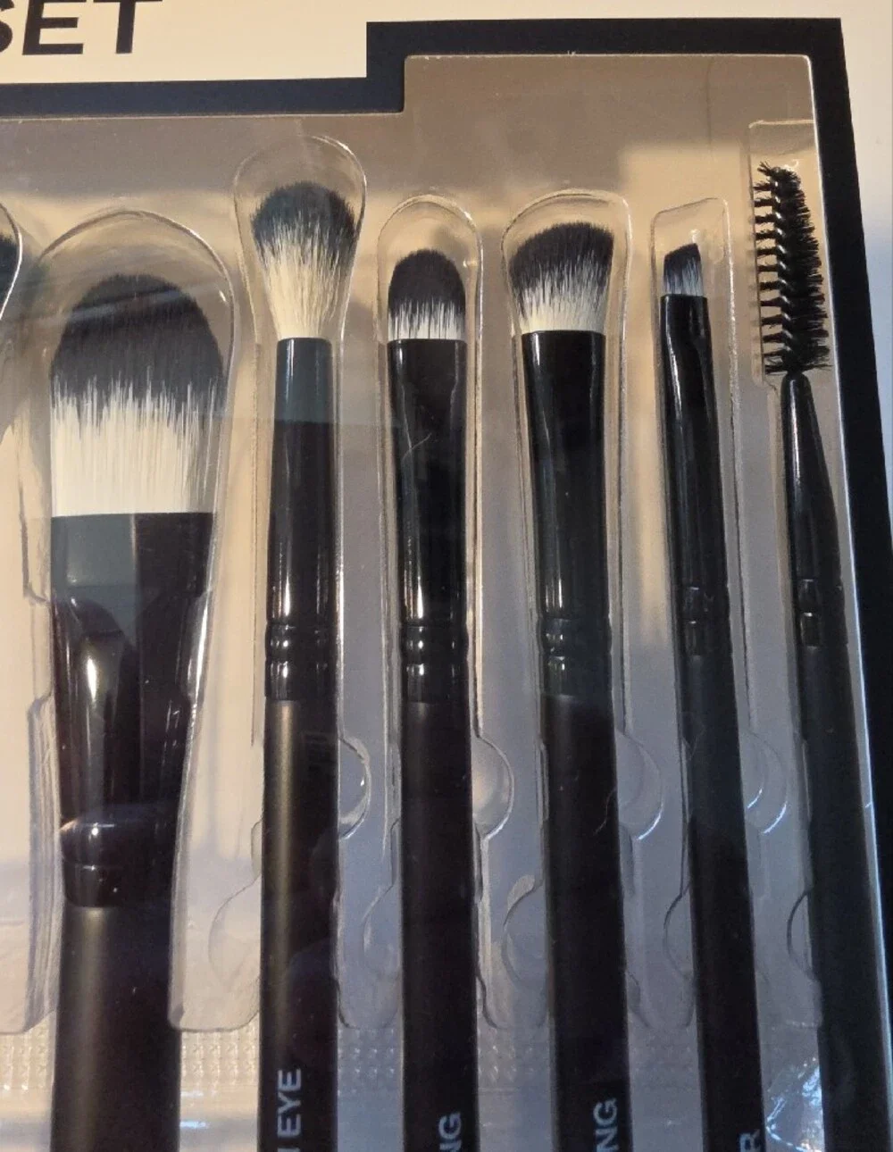 XI Collective 10-Piece Makeup Brush Set - Black & White Bristles